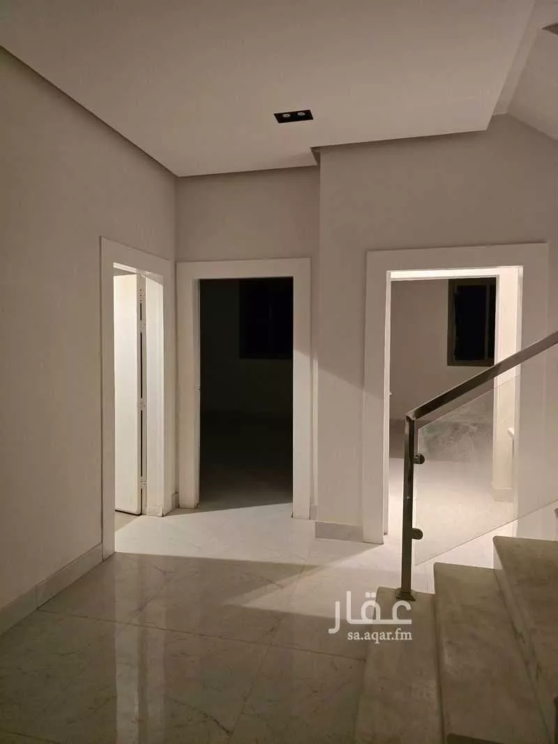 فيلا 4 غرف في العارض 2