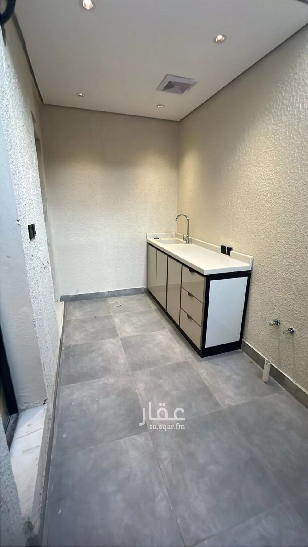 1 bedroom apartment in King Fahd 3