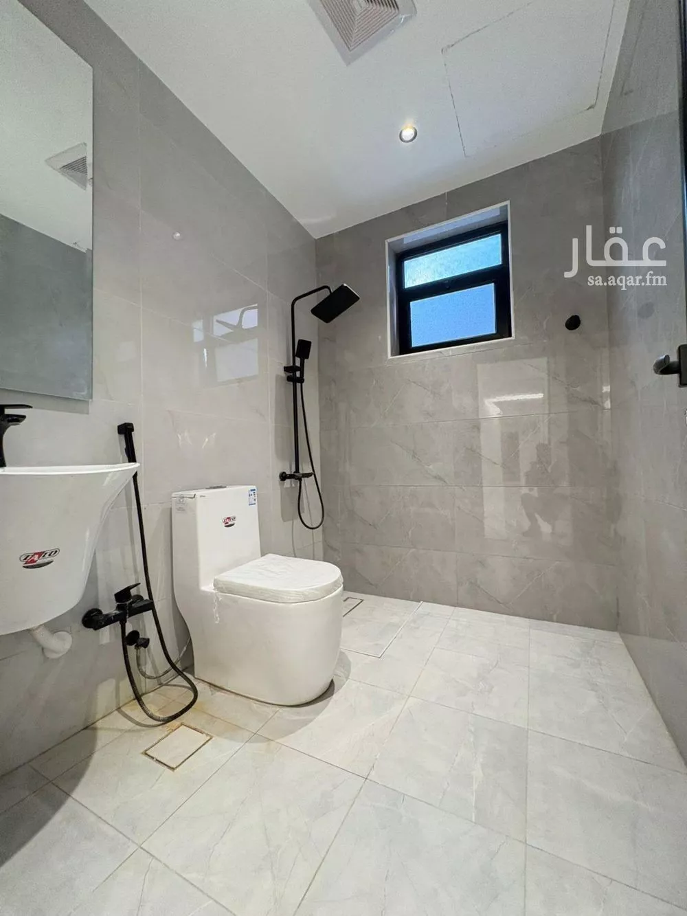 شقة 5 غرف في الحمرا 5