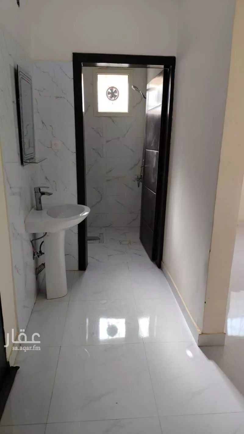 2 bedroom floor in Al Rimal 5