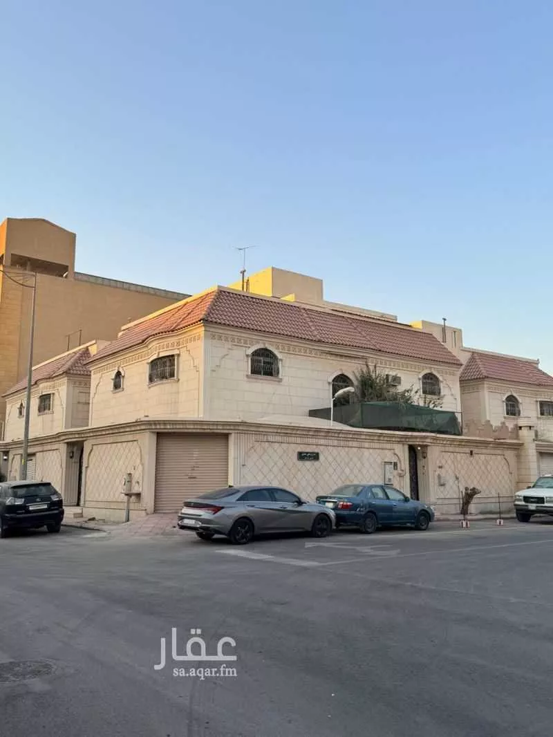 فيلا 7 غرف في بدر 3