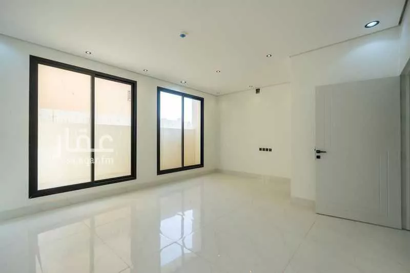 فيلا 6 غرف في ظهرة لبن 3