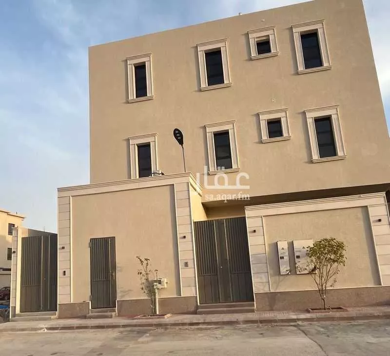 3 bedroom floor in Al Aridh 1