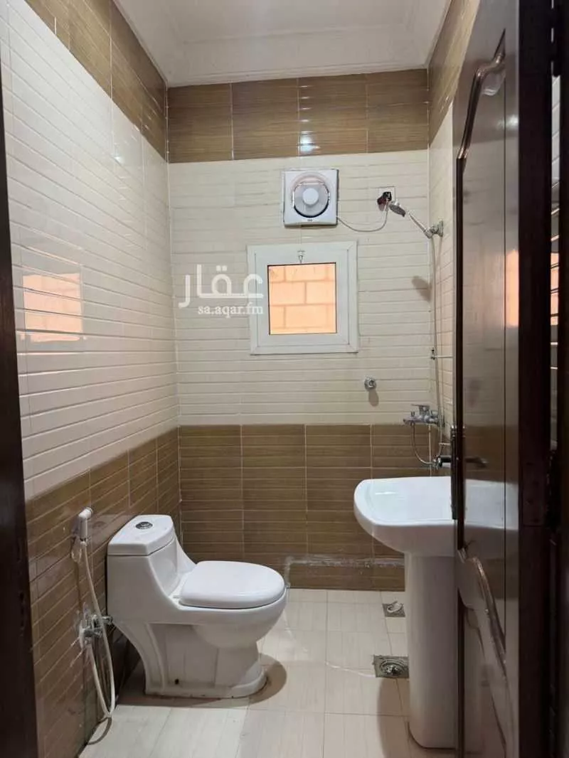 شقة 4 غرف في القرينة 4