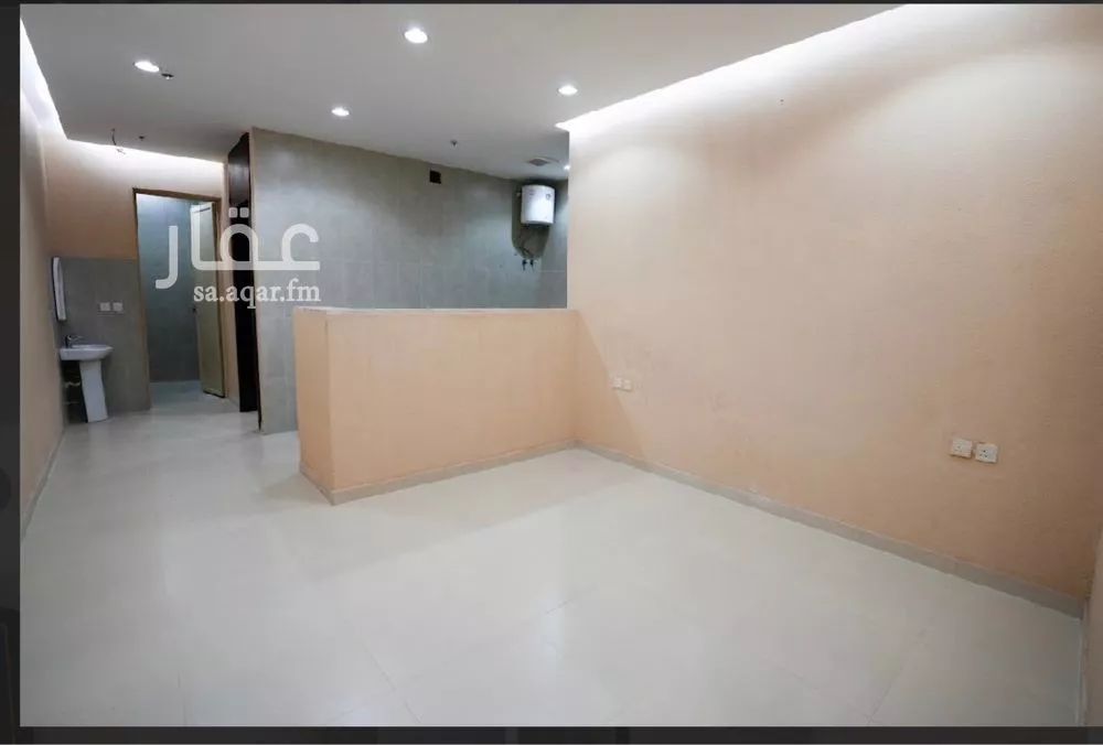 2 bedroom apartment in Al Rimal, Riyadh 4