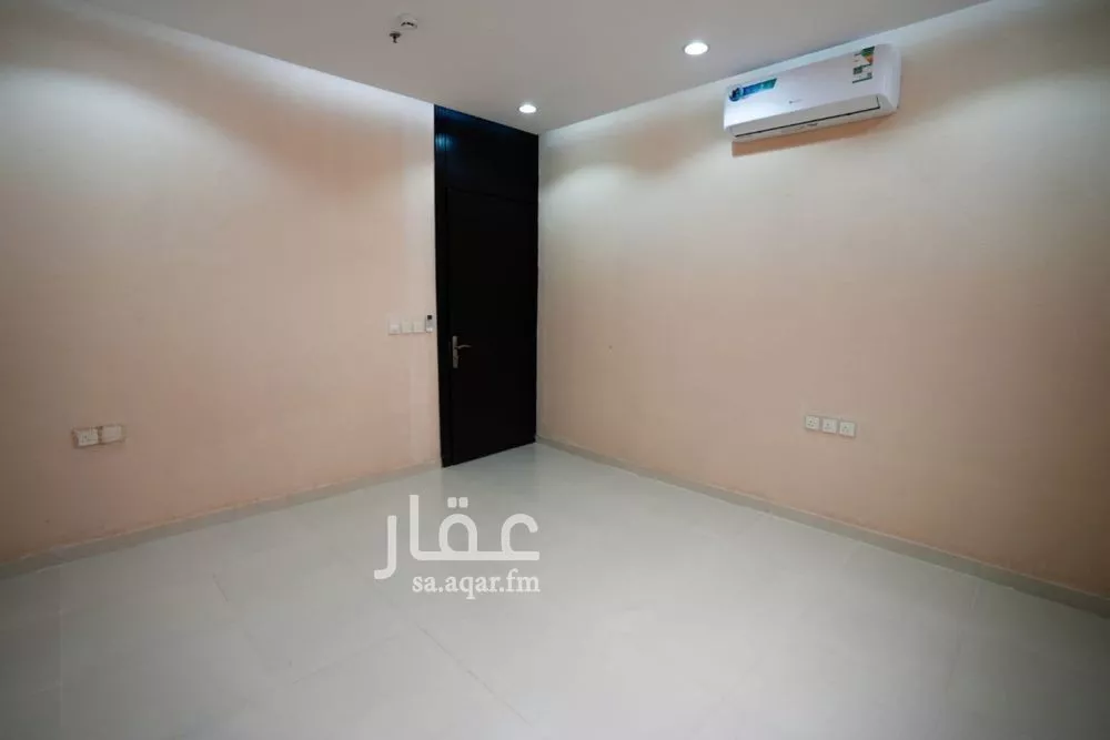 شقة 2 غرف في الرمال 1