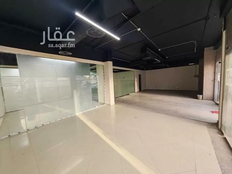 محل 516 م² في الزهراء 5