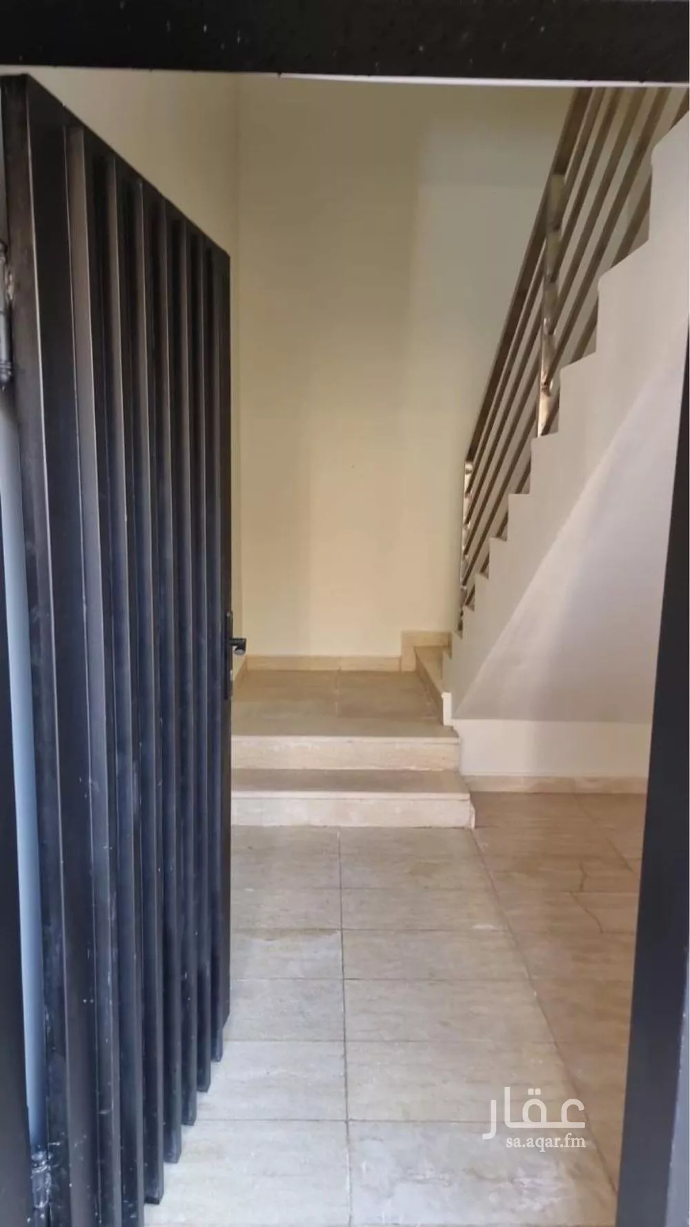 3 bedroom floor in Dhahrat Namar 3