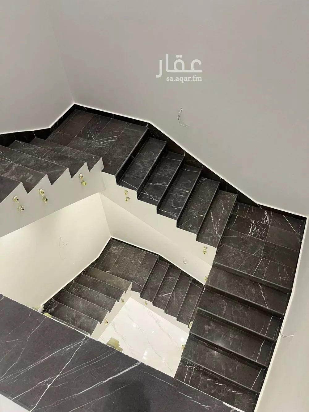 4 bedroom villa in Dhahrat Namar, Riyadh 24