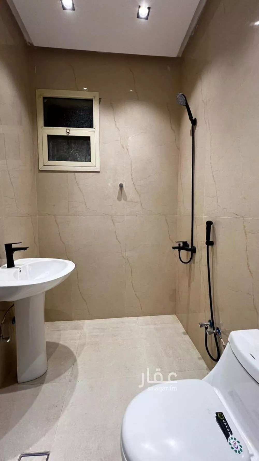 فيلا 6 غرف في الحزم 4