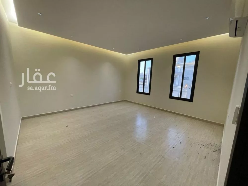 3 bedroom floor in Dhahrat Namar 5