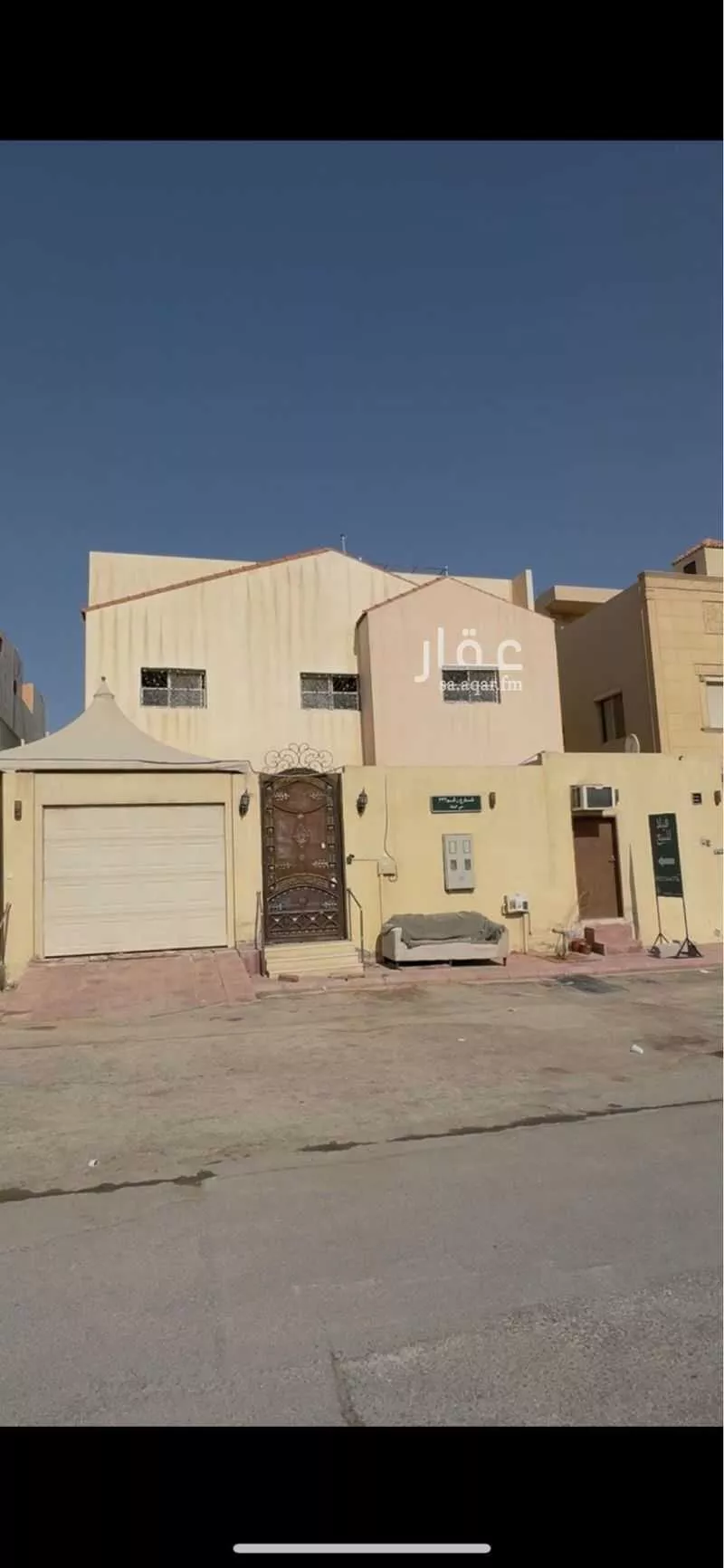 فيلا 8 غرف في الملقا