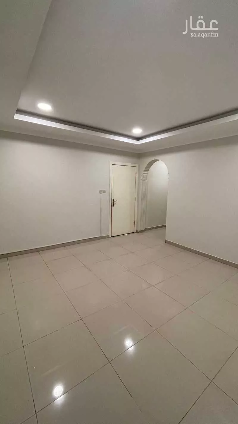 شقة 3 غرف في النور 4