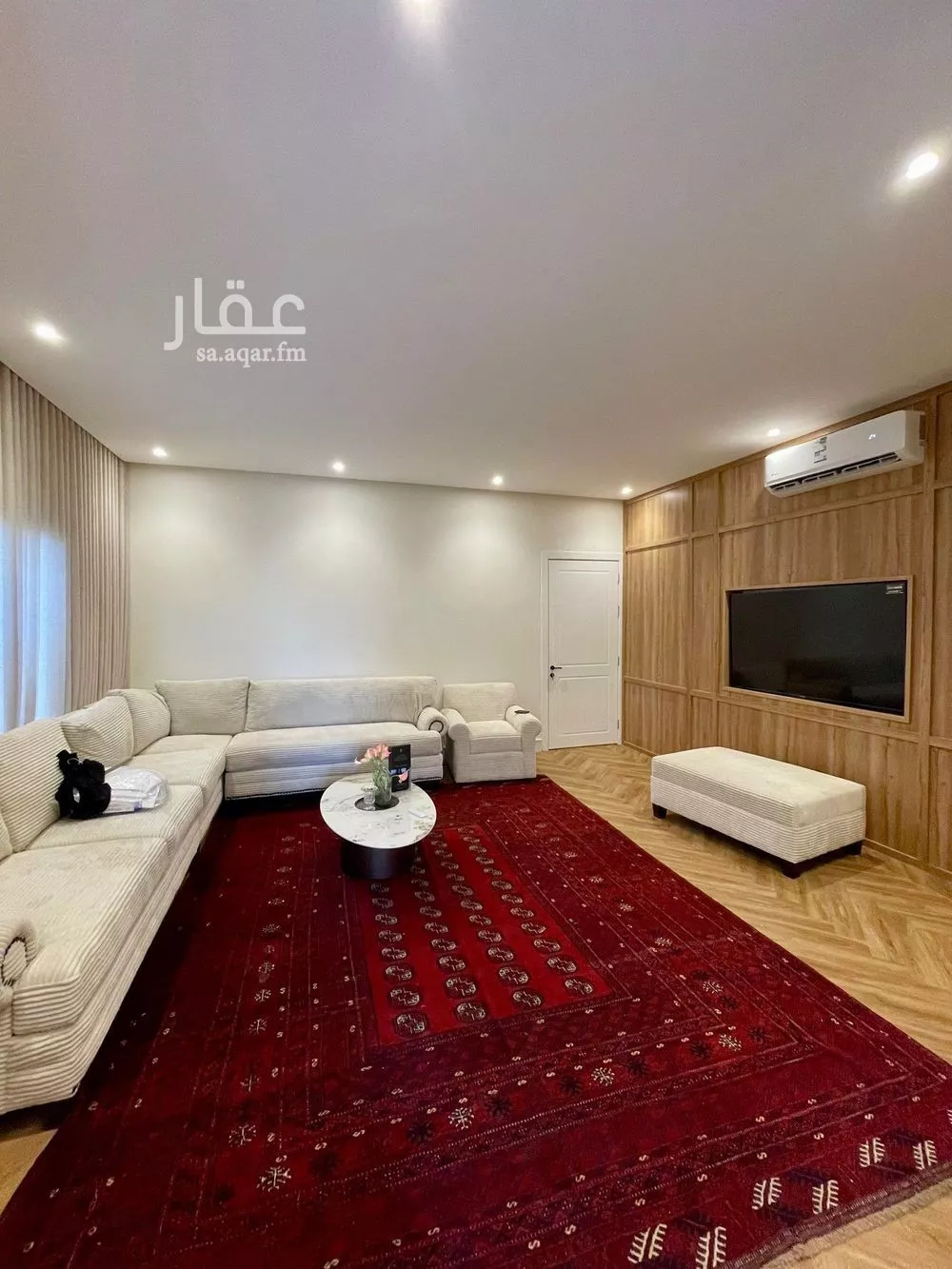 فيلا 5 غرف في العارض 3