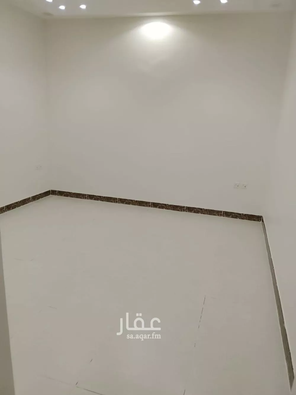 800 sqm building in Banban 5