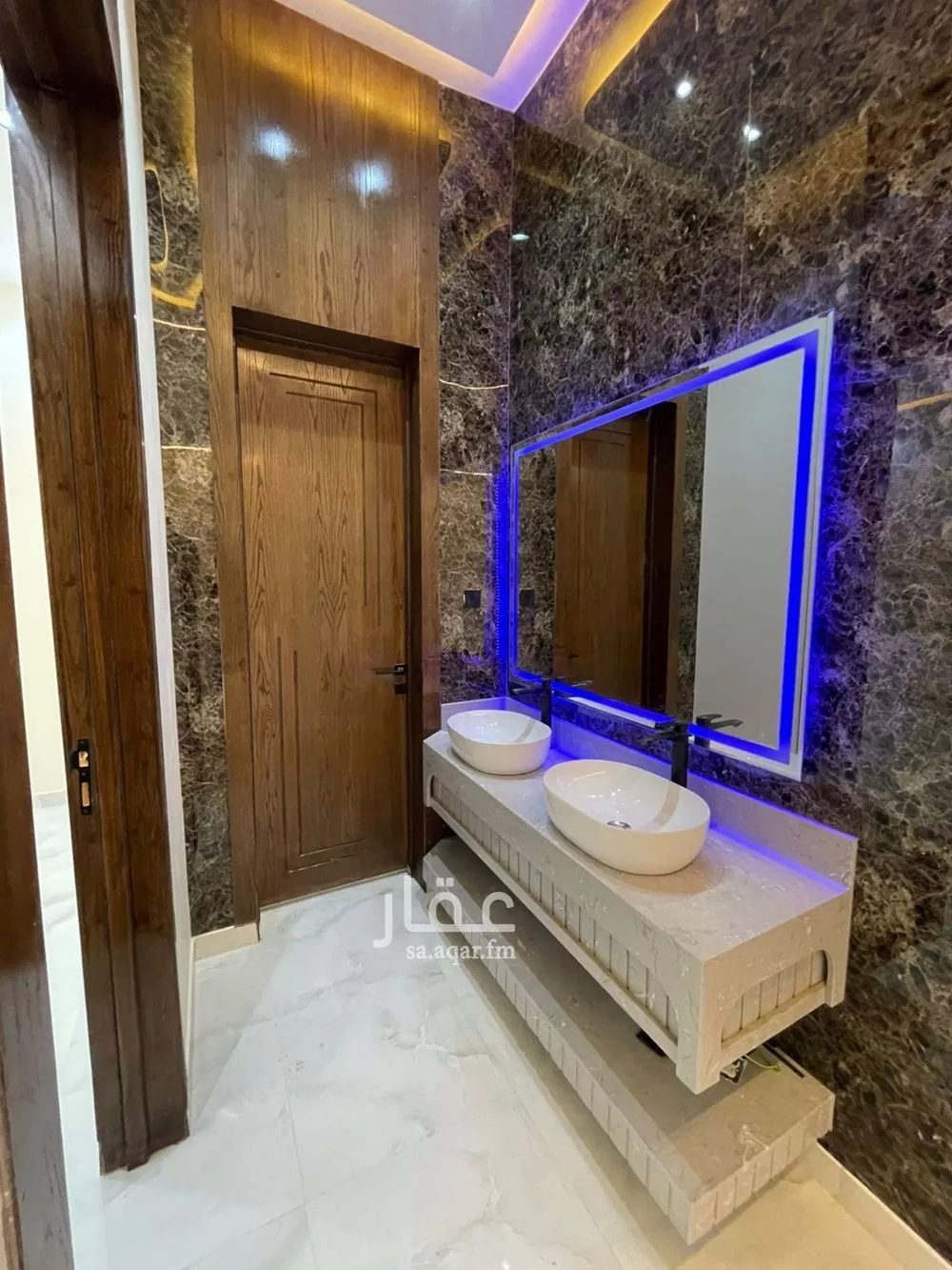 8 bedroom villa in Al Janadriyah, Riyadh 9