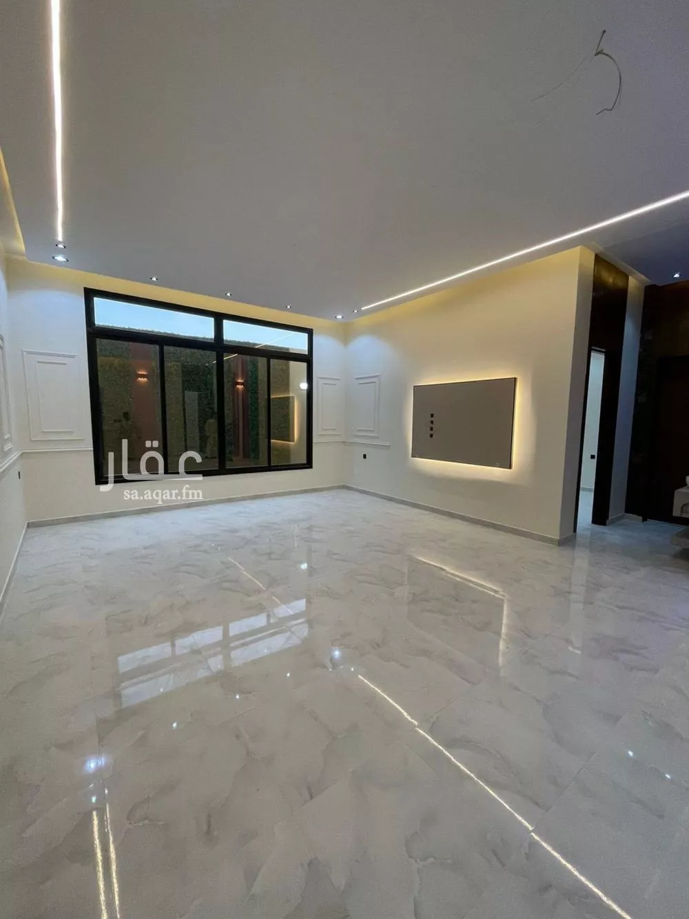 8 bedroom villa in Al Janadriyah, Riyadh 10