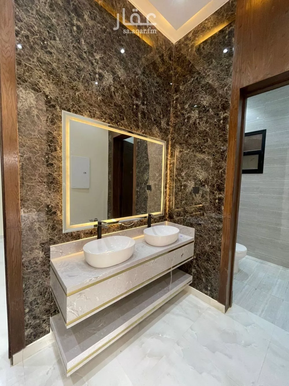 8 bedroom villa in Al Janadriyah, Riyadh 11