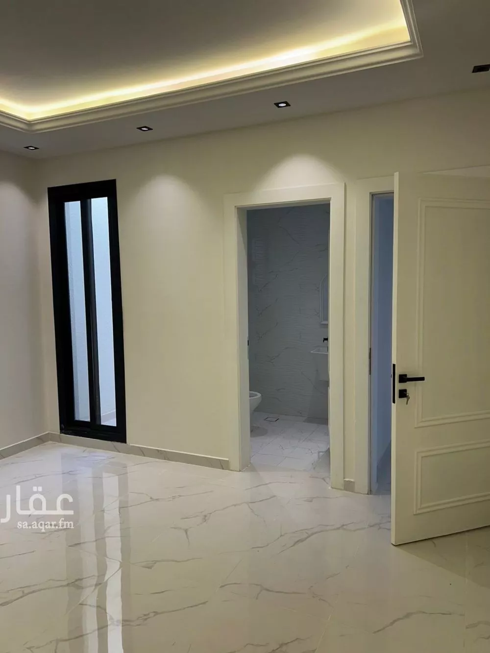 5 bedroom floor in Al Khalidiyyah 5