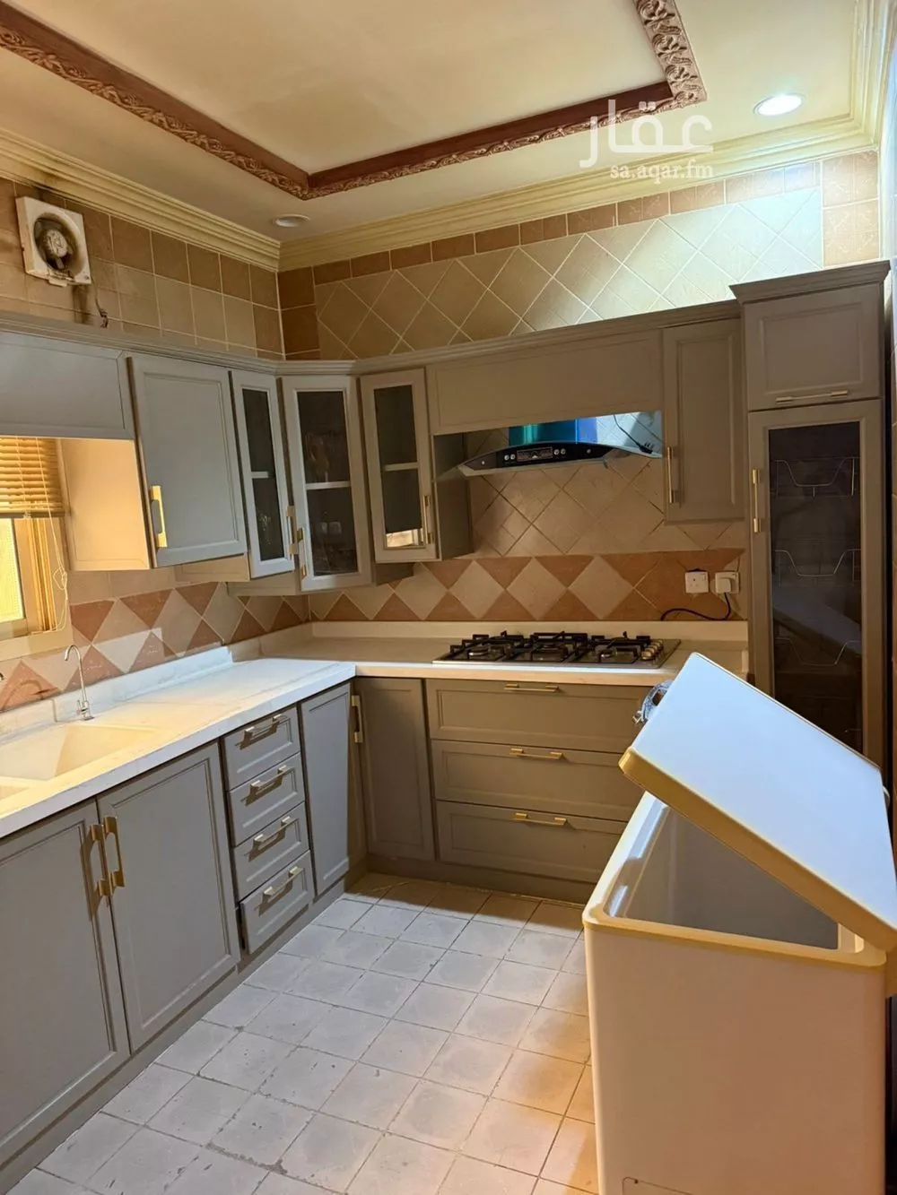 5 bedroom villa in Al Qadisiyah 4