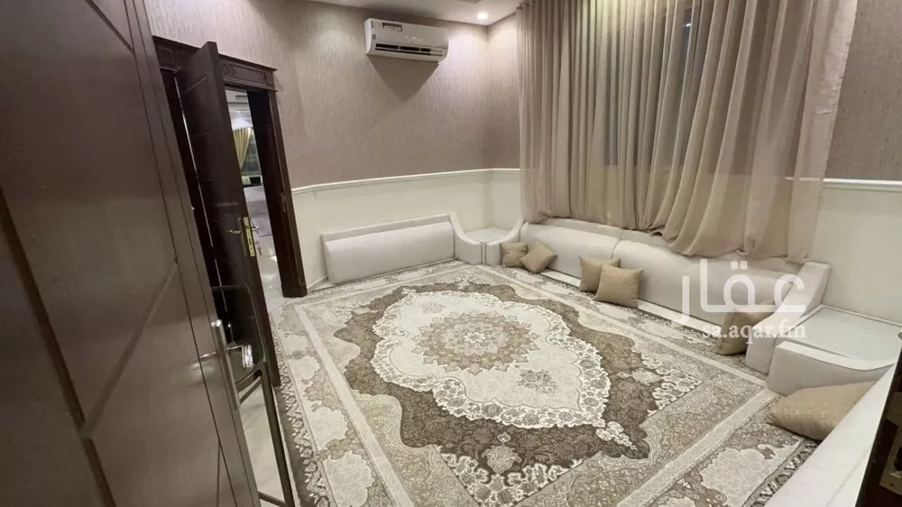 7 bedroom villa in Al Rimal 2