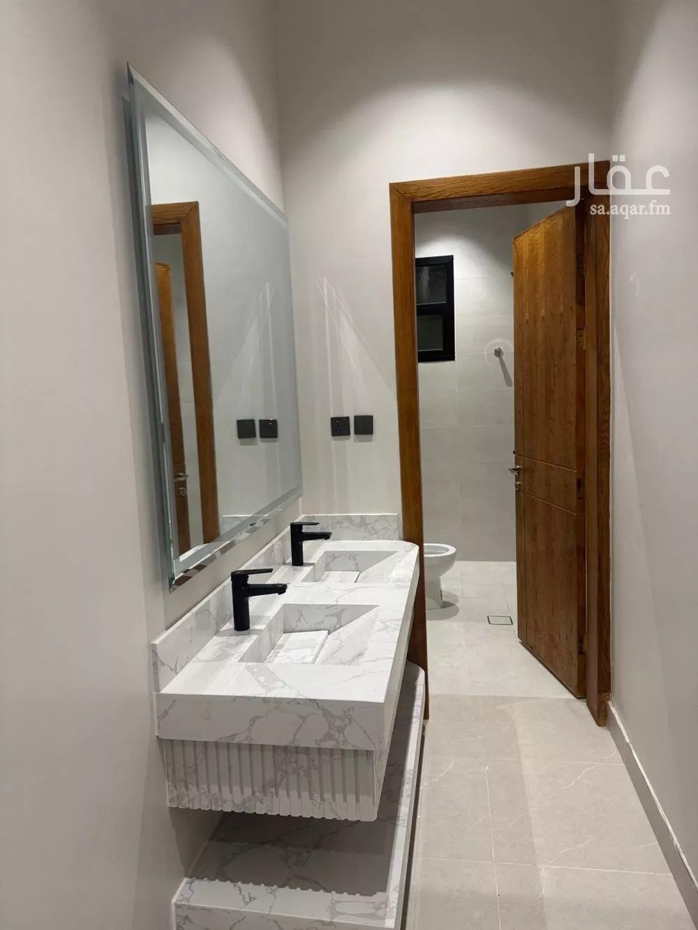 7 bedroom apartment in Al Aziziyah, Riyadh 9