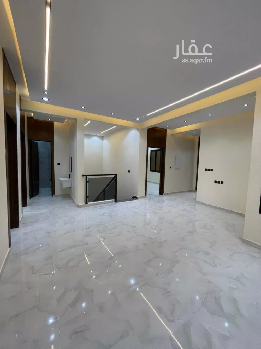 8 bedroom villa in Al Janadriyah, Riyadh 13