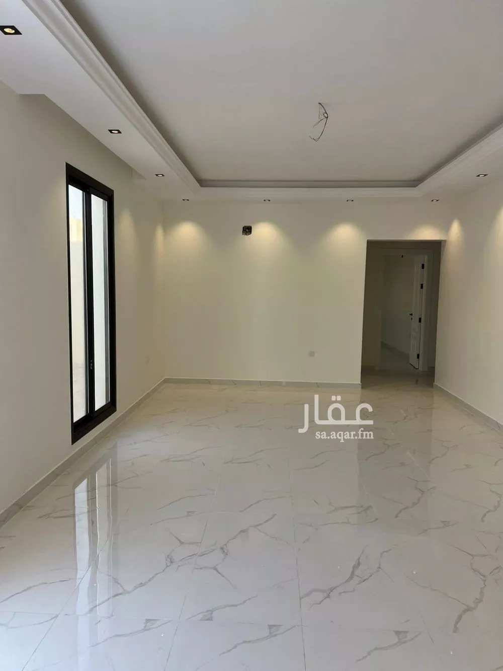 5 bedroom floor in Al Khalidiyyah 3