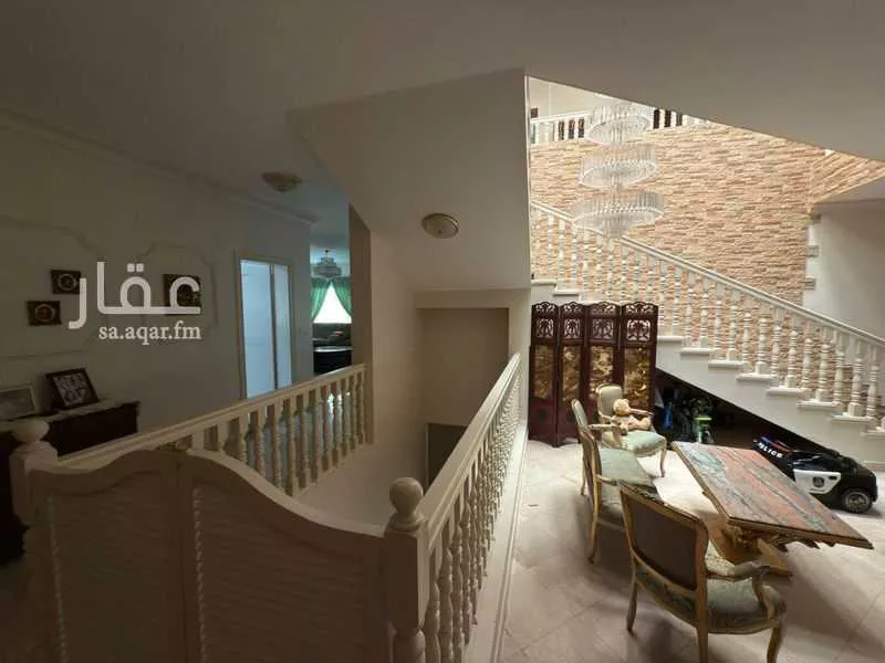 فيلا 7 غرف في الزهراء 2