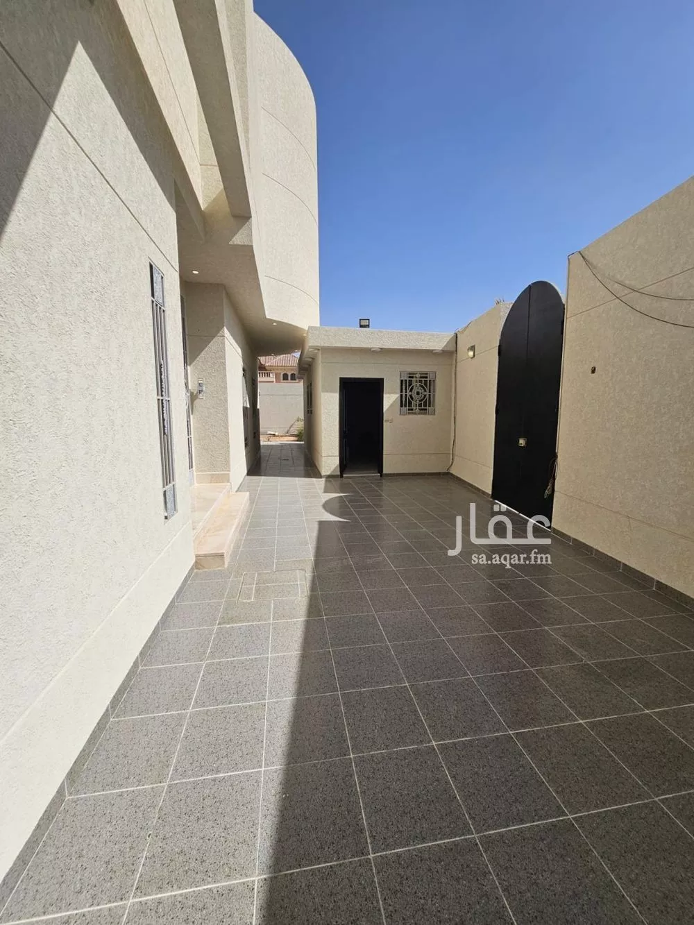 فيلا 5 غرف في حطين 3