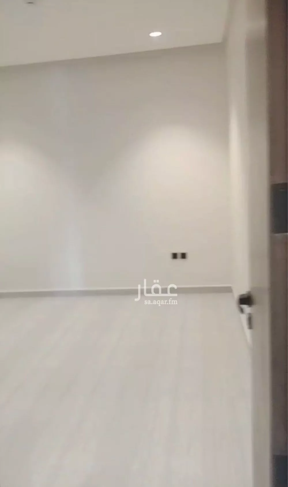 شقة 3 غرف في الملقا 5