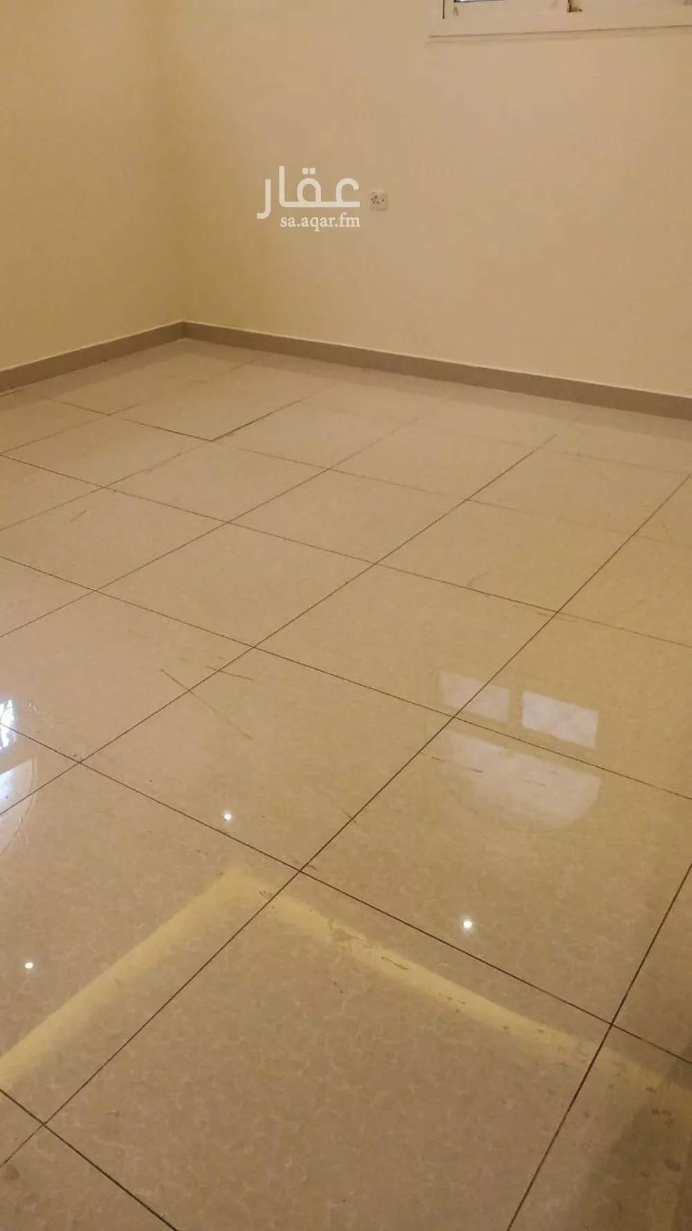 شقة 3 غرف في العقيق 2