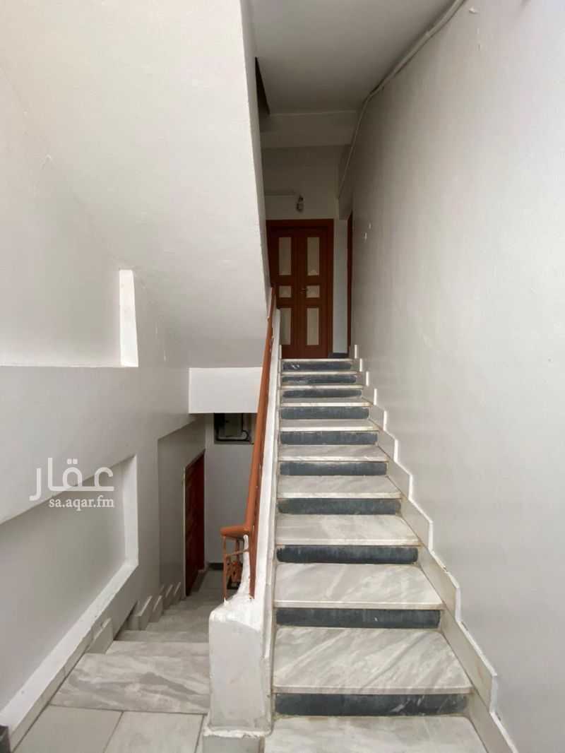 18 bedroom building in Qurban, Madinah 2