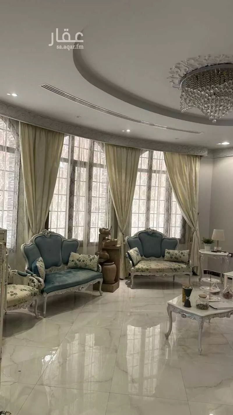 فيلا 7 غرف في المنتزه 4