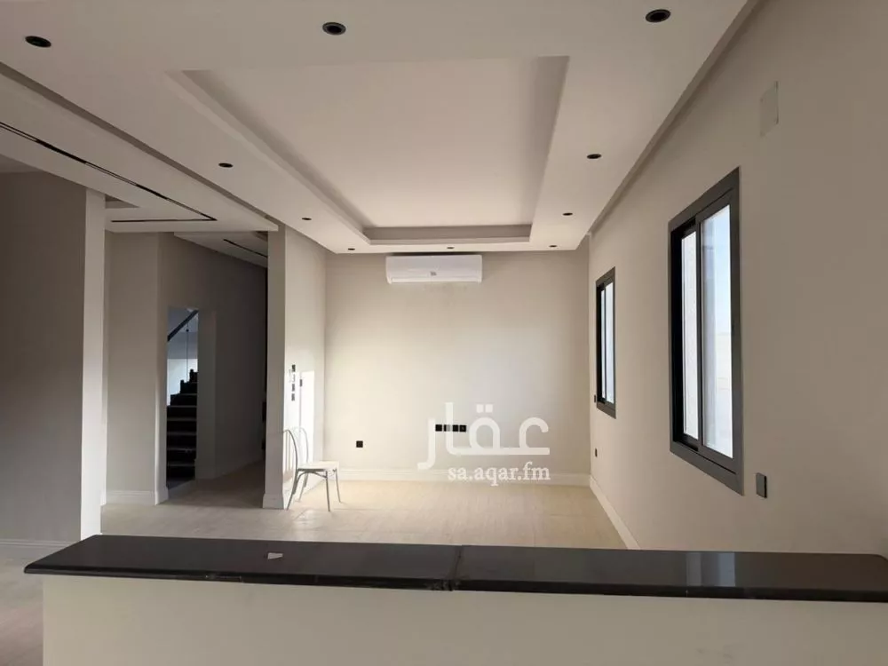 فيلا 3 غرف في العارض 3