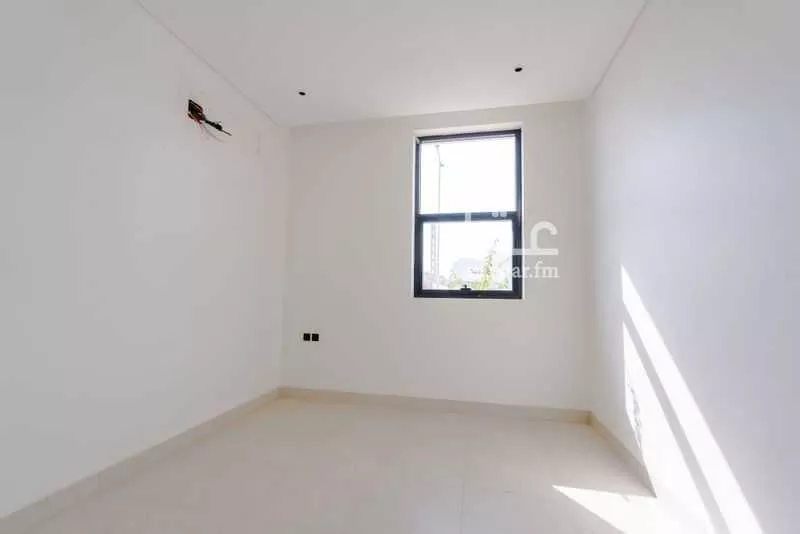 شقة 3 غرف في الرمال 5