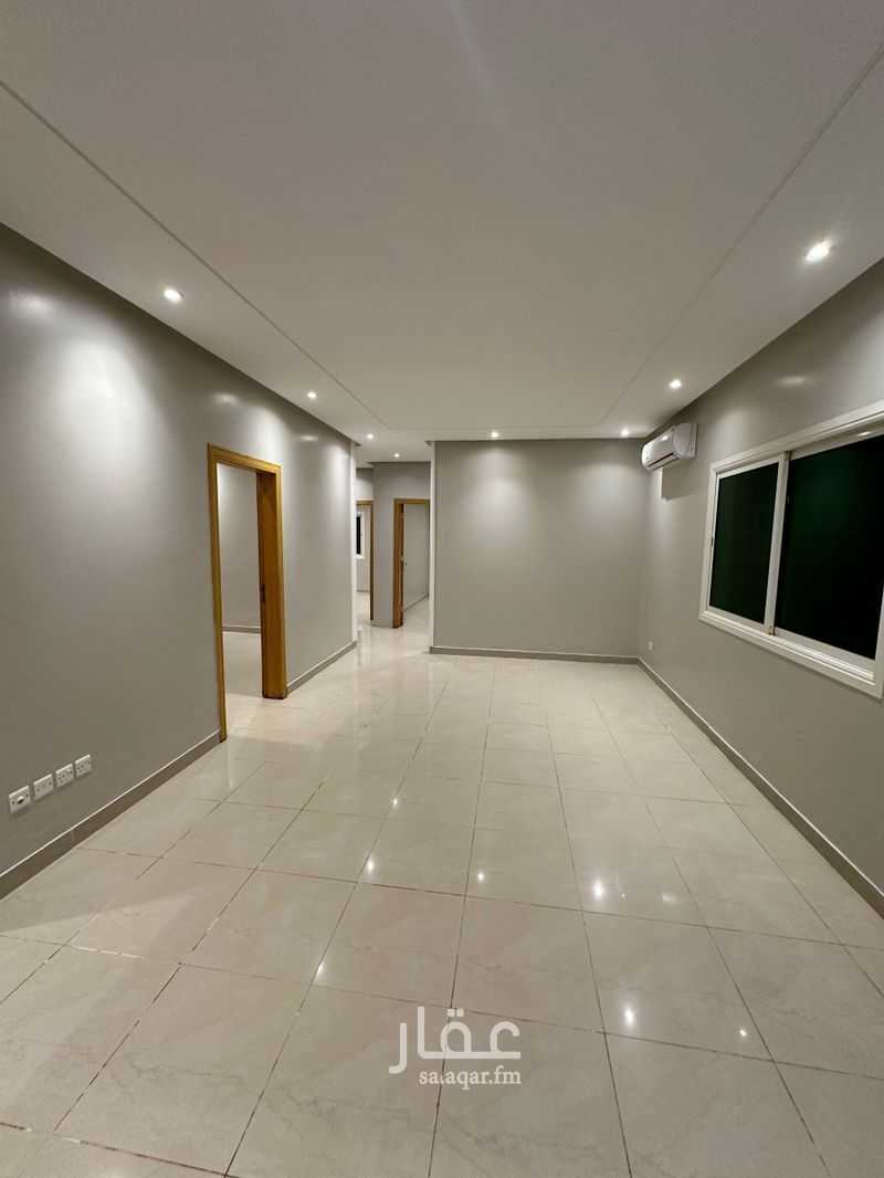 8 bedroom villa in Al Sahafah, Riyadh 5
