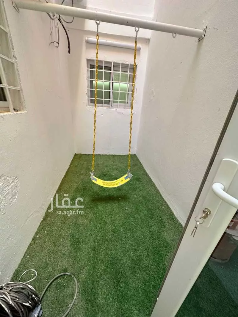 5 bedroom apartment in Al Malqa 3