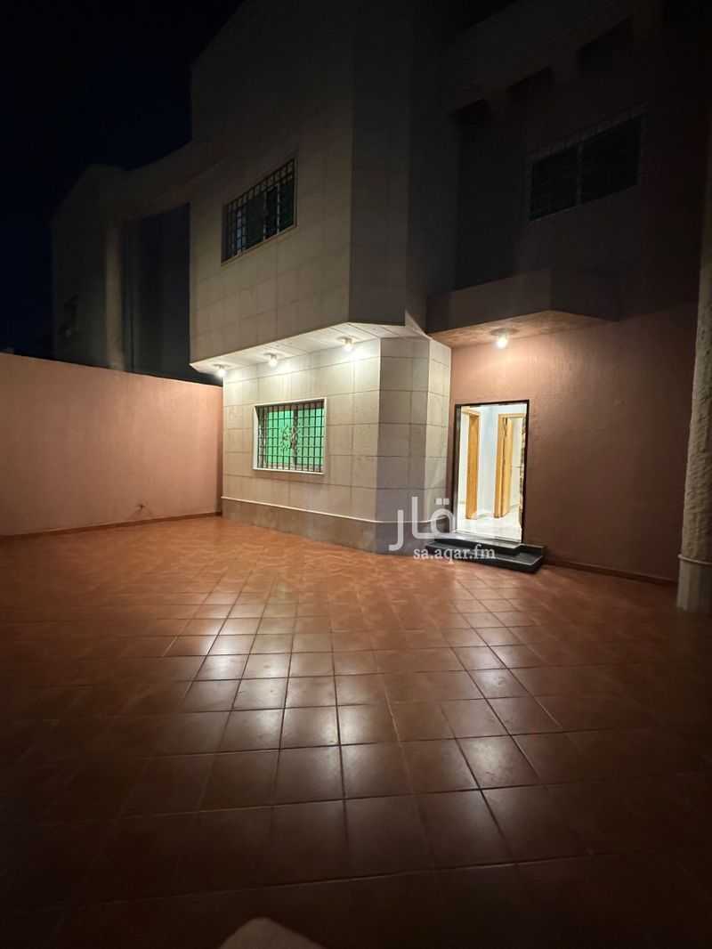 8 bedroom villa in Al Sahafah, Riyadh 6