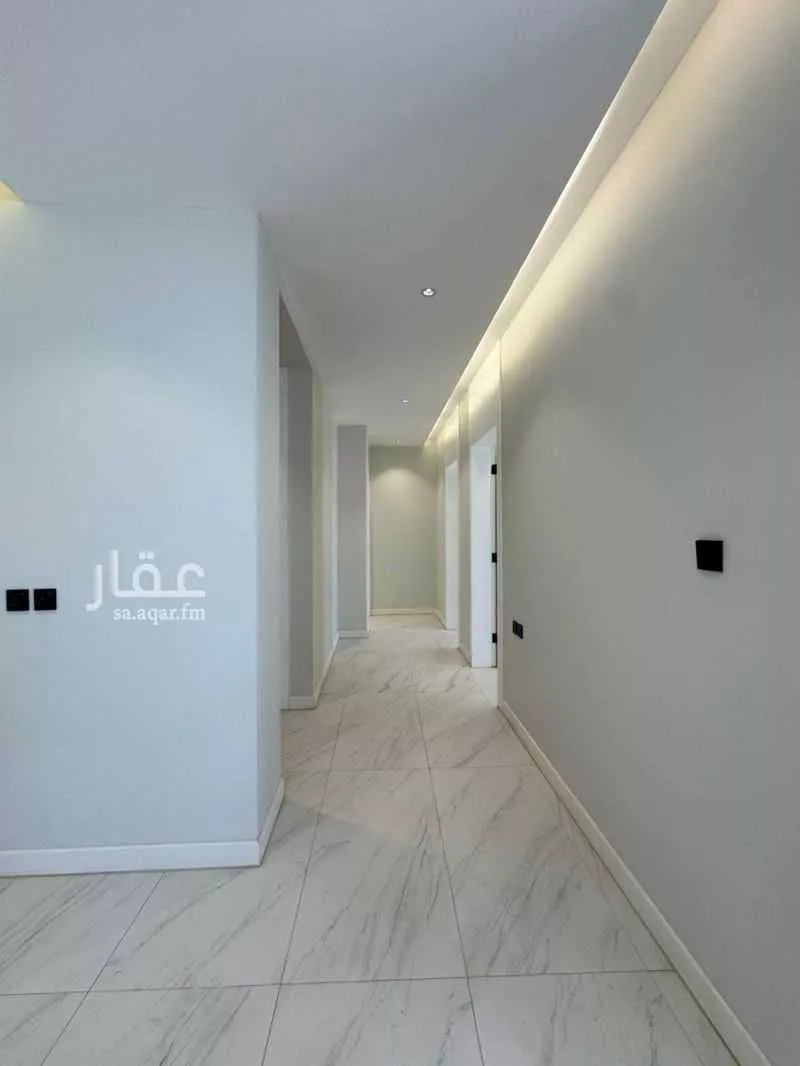 3 bedroom floor in Al Aridh 4