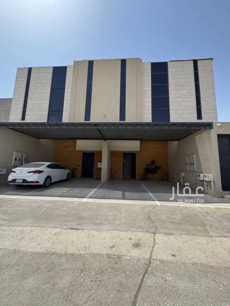 3 bedroom floor in Al Aridh 1