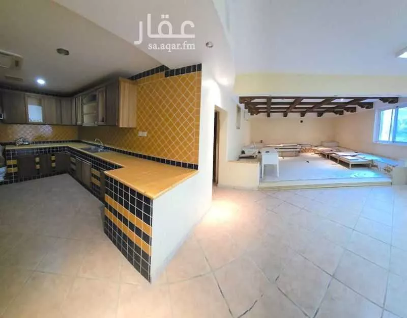 5 bedroom apartment in Al Hamra 5