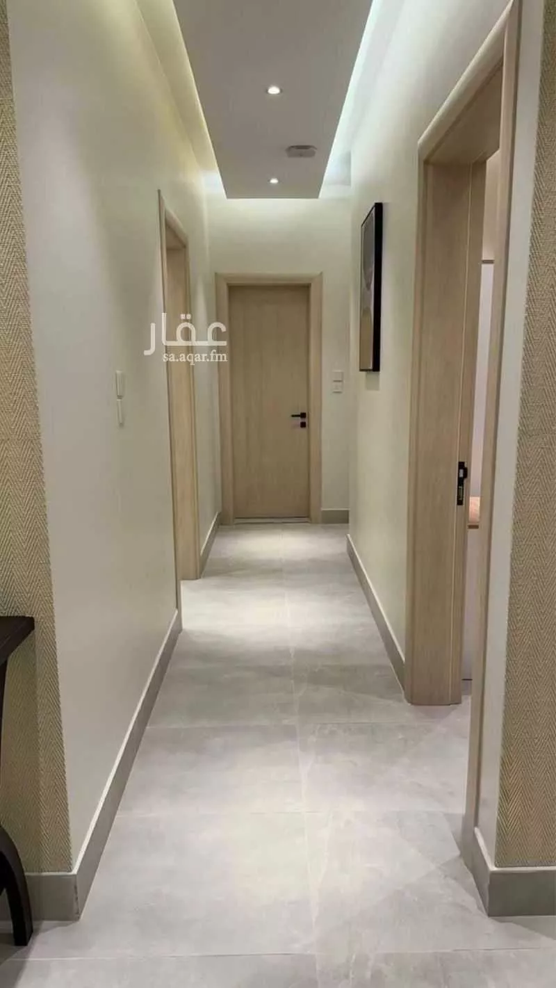 شقة 4 غرف في الحمرا 2