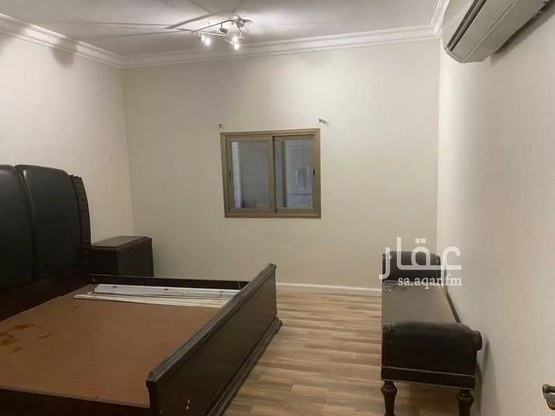 شقة 5 غرف في الدانة الشمالية 4