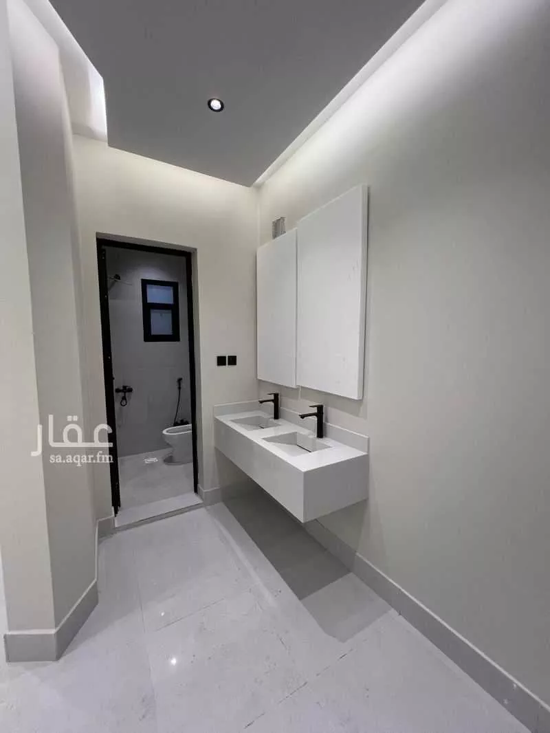 6 bedroom apartment in Badr, Eastern Province 7