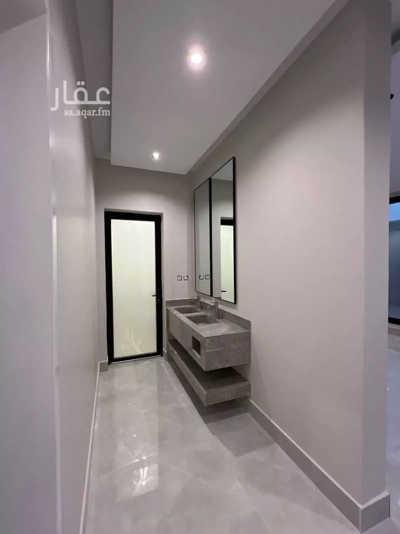 فيلا 5 غرف في الشعلة 4