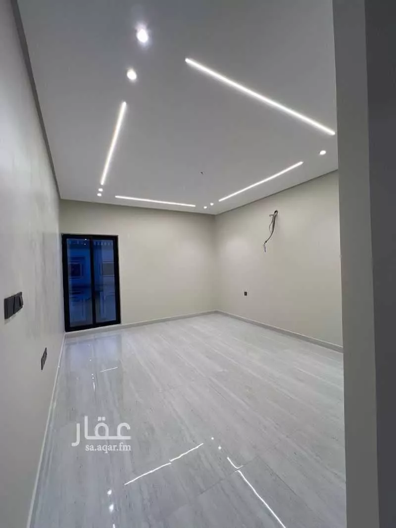 6 bedroom villa in Ash Shulah, Eastern Province 13