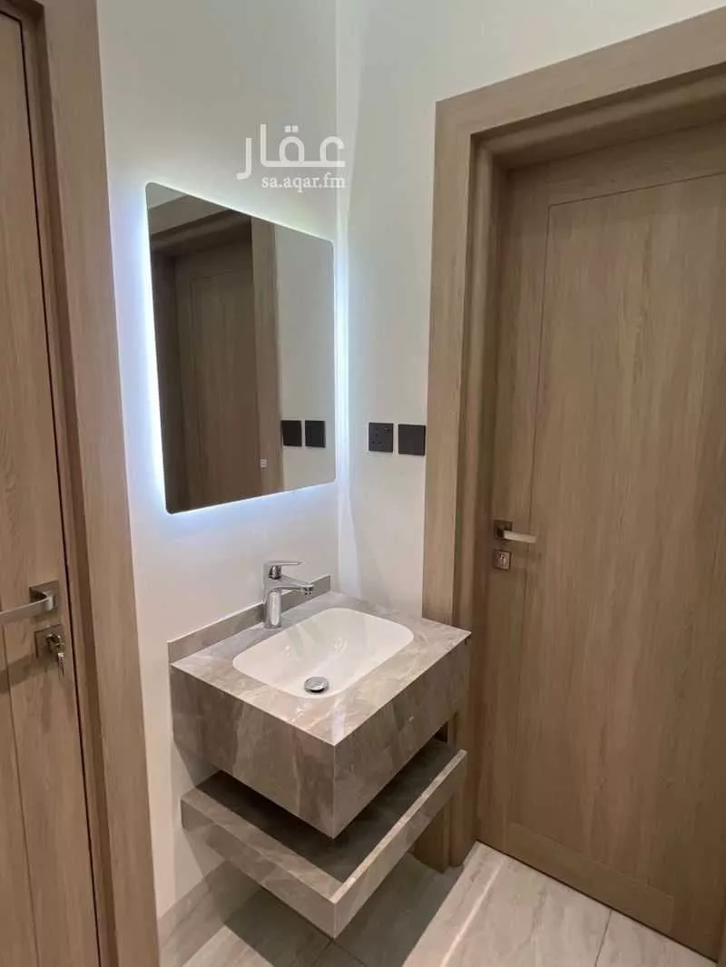 شقة 4 غرف في الشعلة، الدمام 8