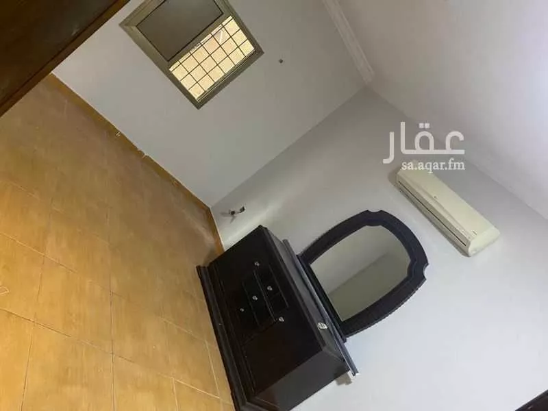 شقة 5 غرف في الدانة الشمالية 2