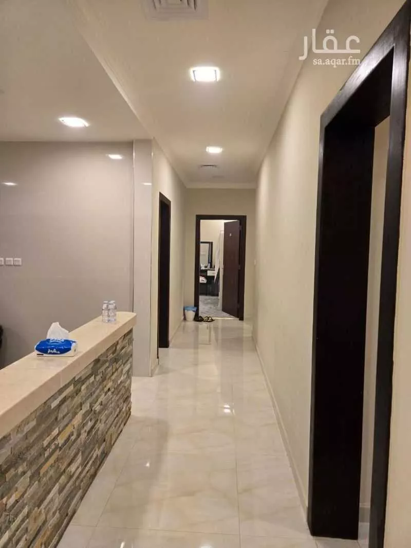 شقة 4 غرف في الحمرا 2